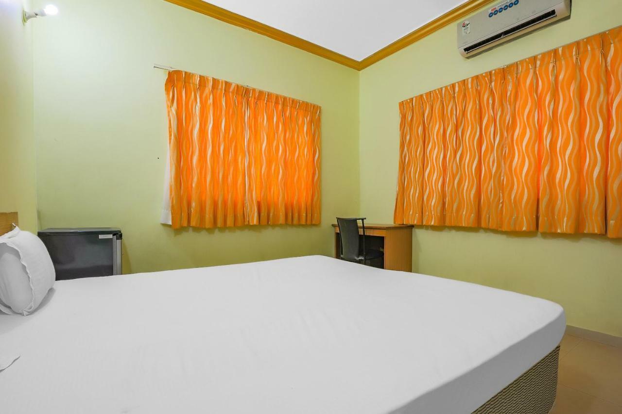 Spot On 39618 El Paso Hotel Arambol Exterior photo
